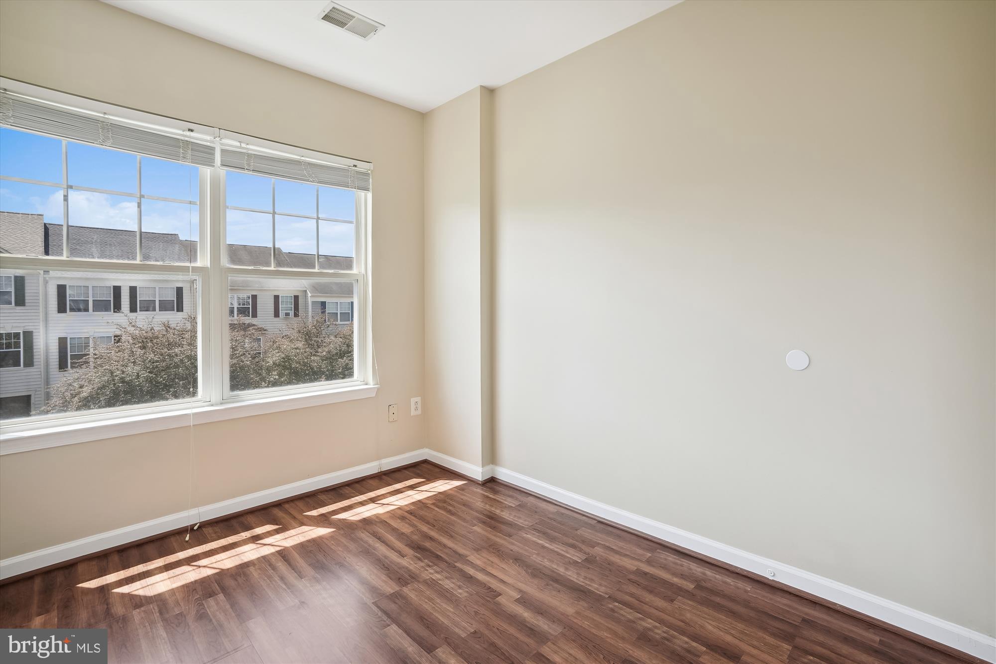 43774 Sunset Terrace Ashburn, VA 20147 - Photo 21 of 40 Bedroom 2