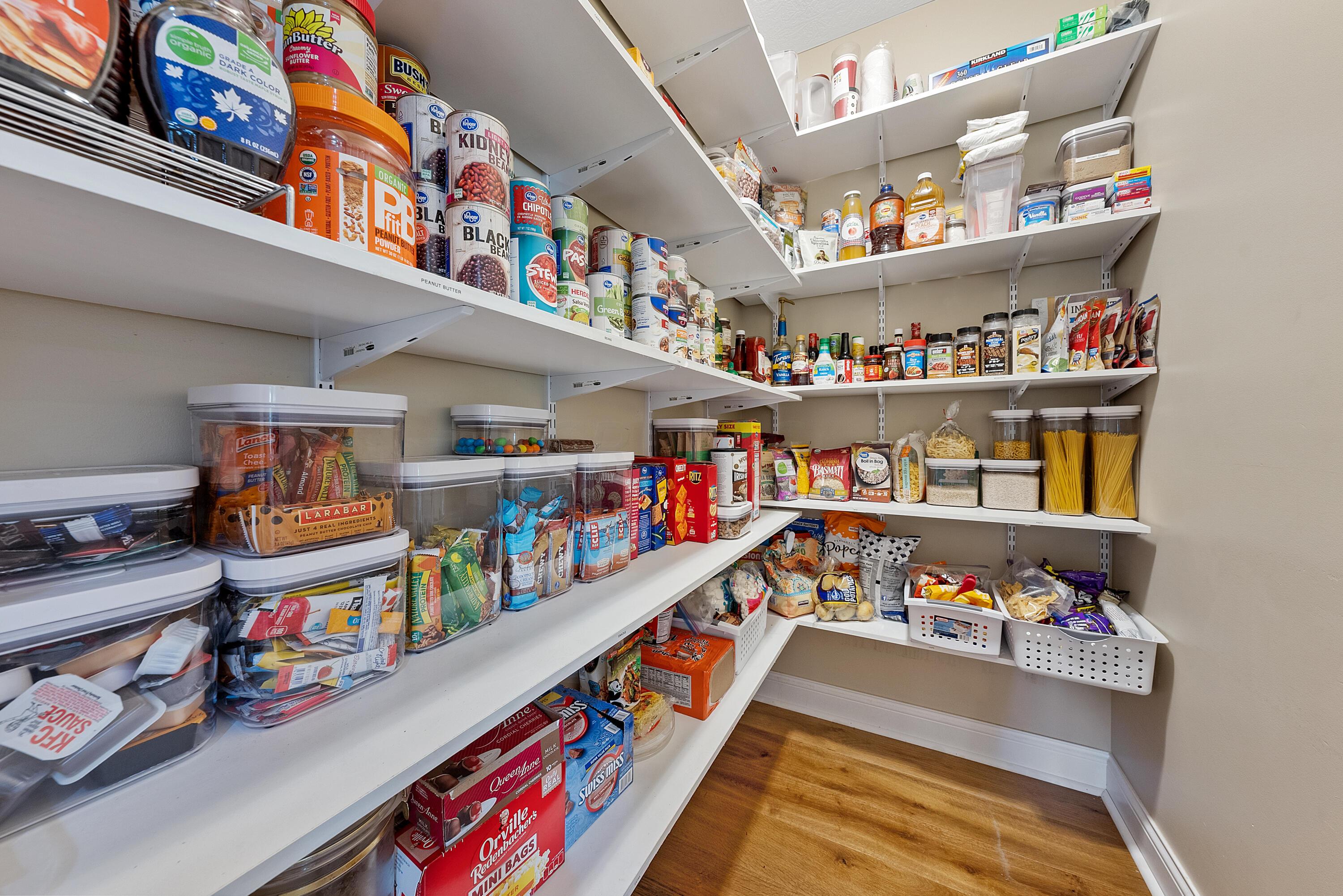 2124 Blayney Road Sunbury, OH 43074 - Photo 11 of 37 Pantry