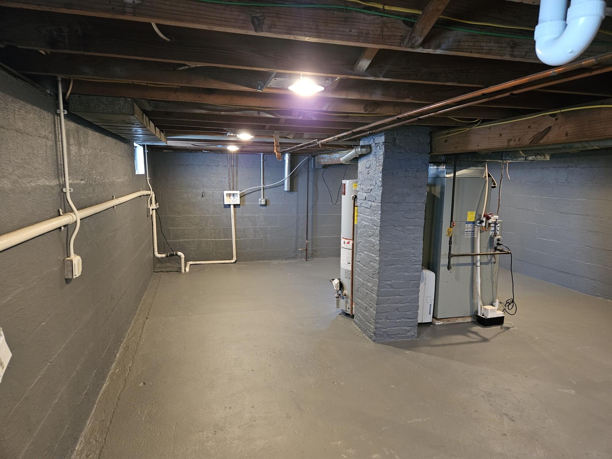 330 West Johnson Road La Porte, IN 46350 - Photo 14 of 20 2000x1500