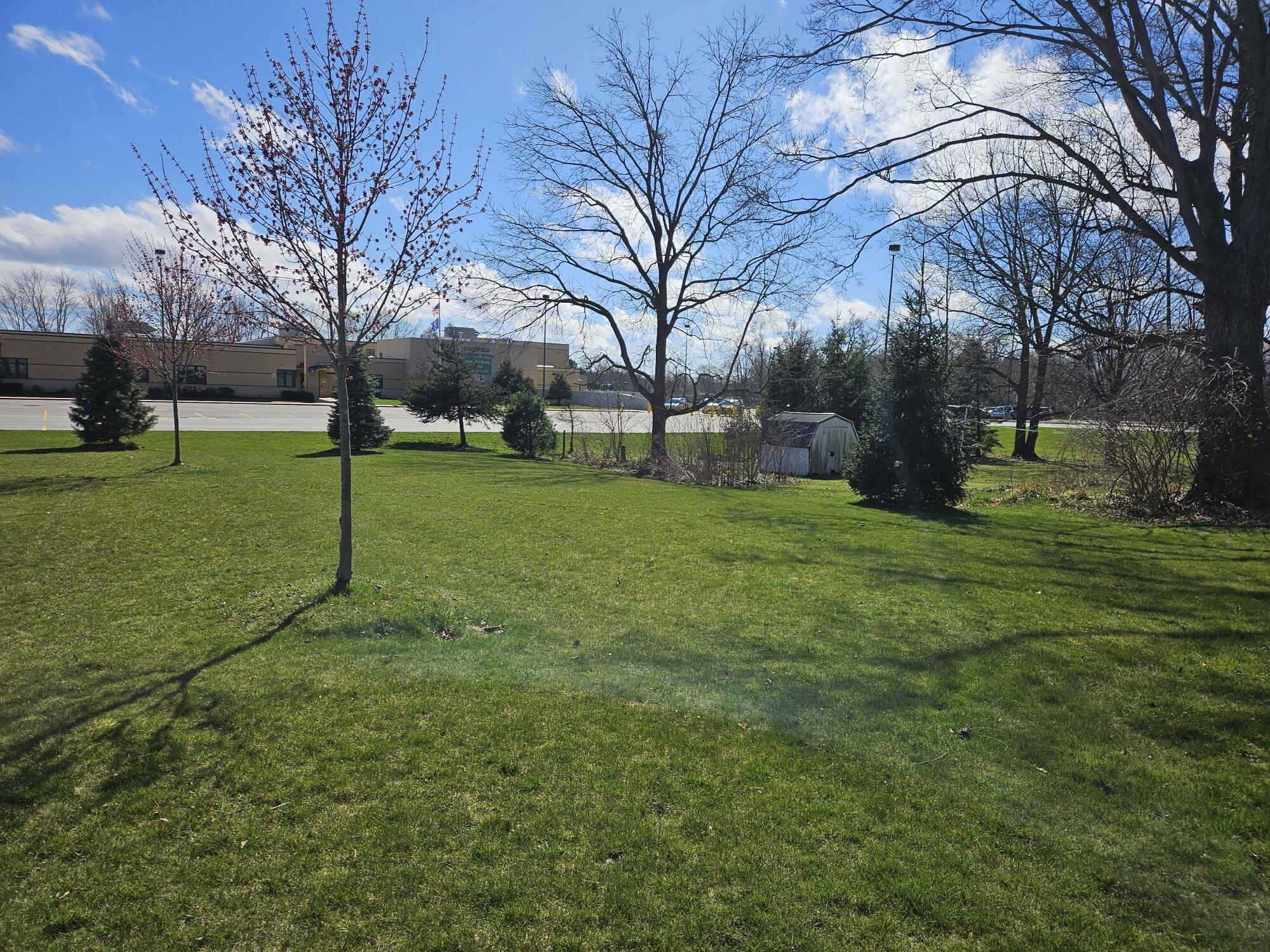 330 West Johnson Road La Porte, IN 46350 - Photo 18 of 20 2000x1500