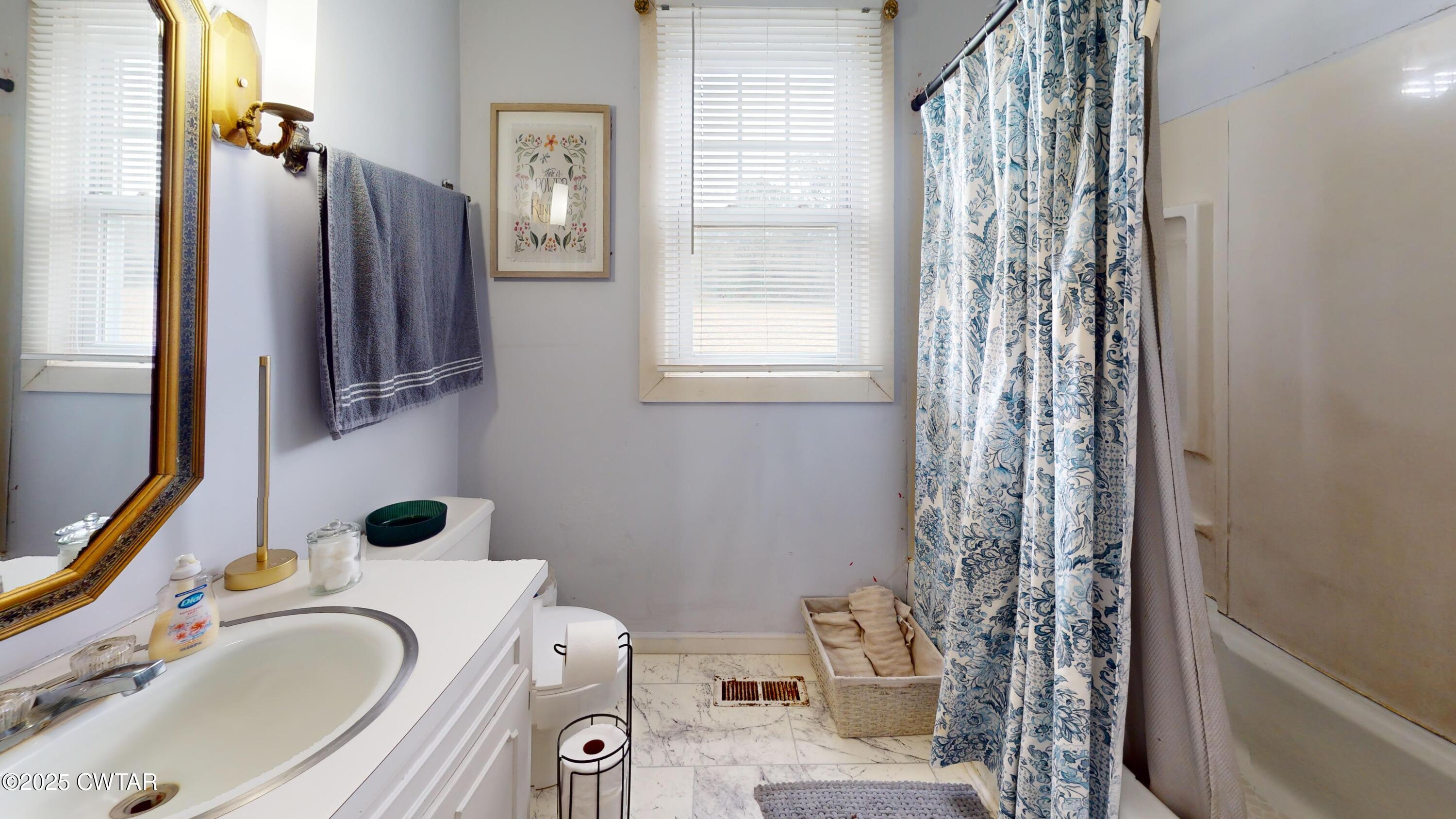 597 Parks Road Friendship, TN 38034 - Photo 15 of 32 597-Park-Road-Ext-Bathroom