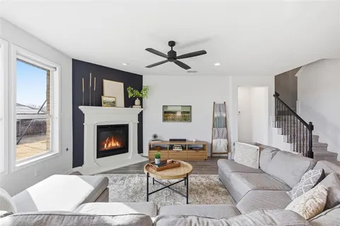 $420,000 | 1109 Scotney Lane, Saginaw, TX 76131