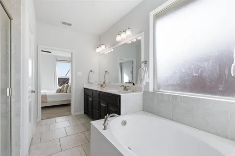 $420,000 | 1109 Scotney Lane, Saginaw, TX 76131