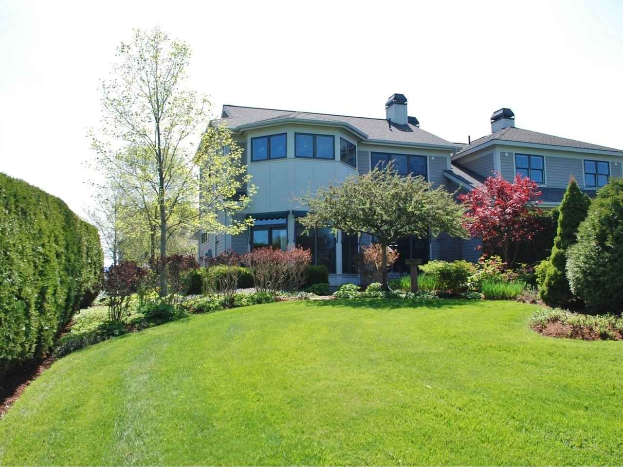 579 Golf Course Road South Burlington, VT 05403 - Photo 2 of 25