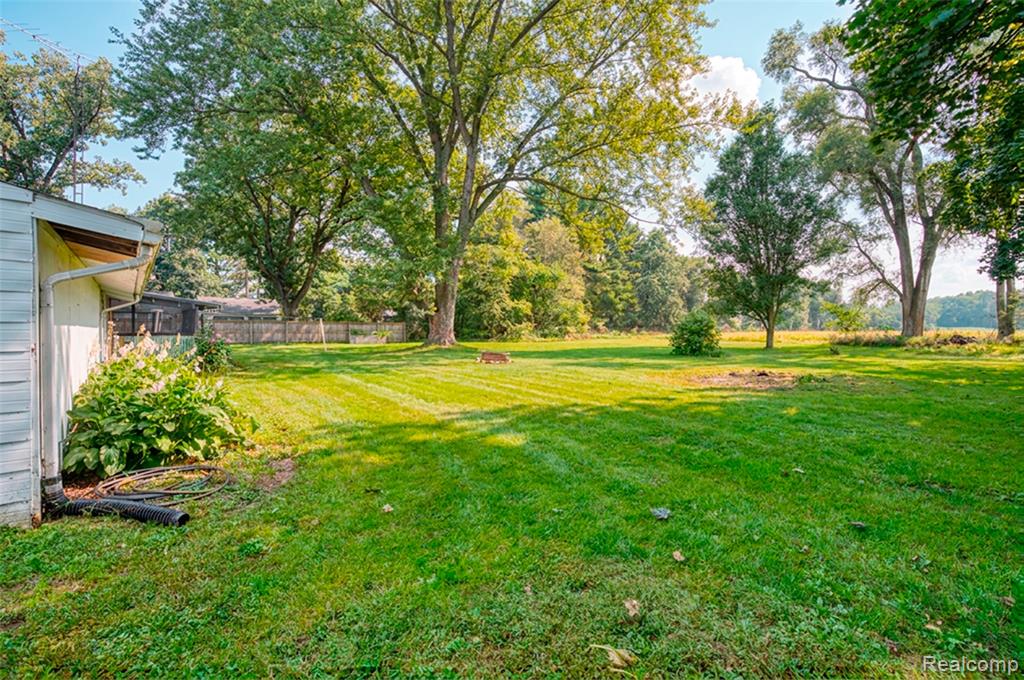195 Albion Road Albion, MI 49224 - Photo 27 of 32 Gallery Image 27