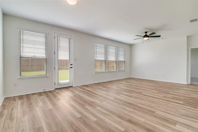 $289,344 | 1531 Newsted Drive, Seagoville, TX 75159