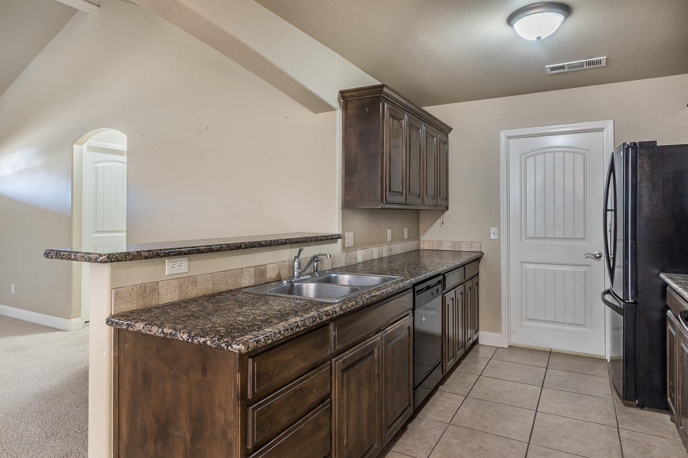 3905 Arden Road Amarillo, TX 79118 - Photo 7 of 16 006_Kitchen