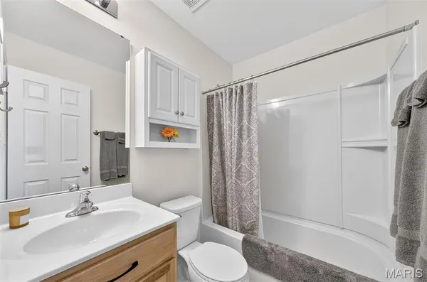 $299,900 | 302 Freedom Drive, Foristell, MO 63348