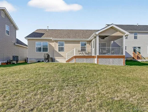 $299,900 | 302 Freedom Drive, Foristell, MO 63348