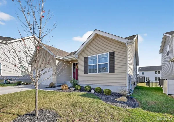 $299,900 | 302 Freedom Drive, Foristell, MO 63348