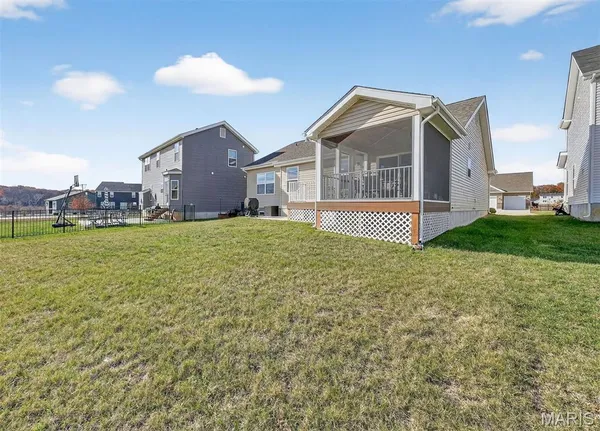 $299,900 | 302 Freedom Drive, Foristell, MO 63348