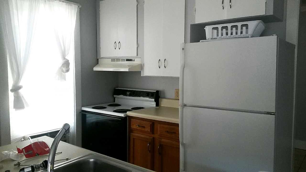 1618 Pinecrest Road Charleston, SC 29407 - Photo 8 of 9 apt kitchen2