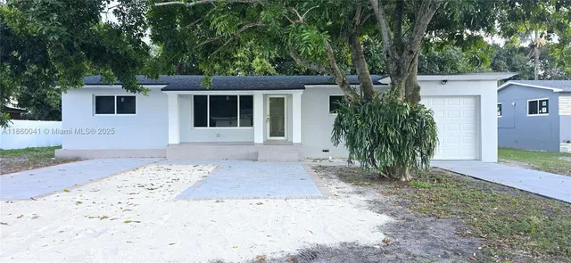 $735,000 | 2530 Northwest 111th Street, Miami, FL 33167