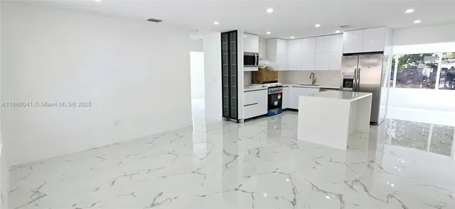 $735,000 | 2530 Northwest 111th Street, Miami, FL 33167