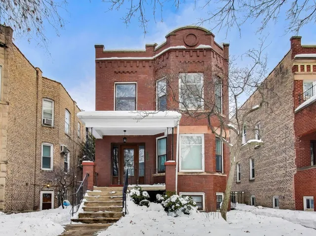 $639,000 | 1134 South Oak Park Avenue, Oak Park, IL 60304