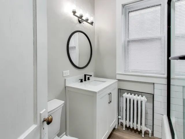 $639,000 | 1134 South Oak Park Avenue, Oak Park, IL 60304