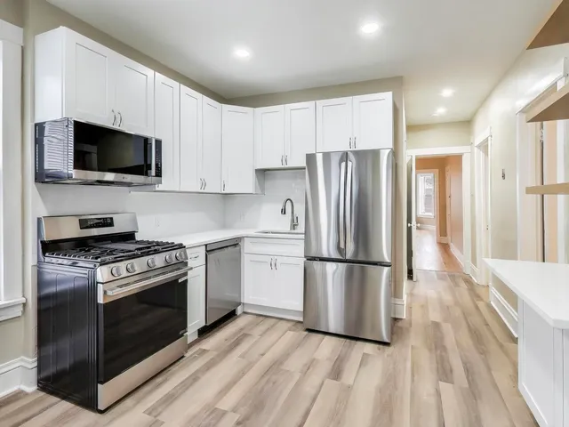 $639,000 | 1134 South Oak Park Avenue, Oak Park, IL 60304