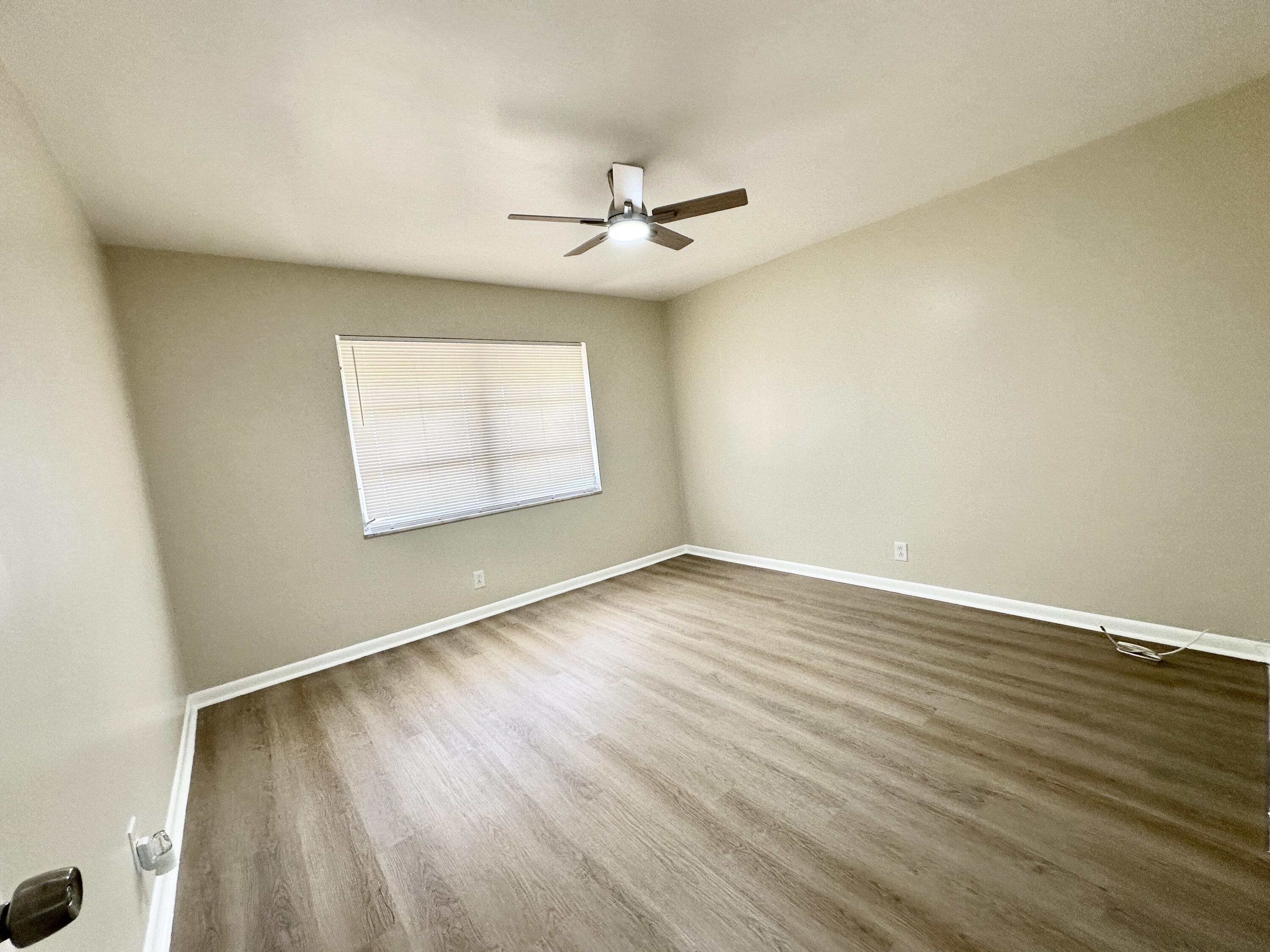 728 Ridge Road, Unit 31 Lantana, FL 33462 - Photo 10 of 24 Primary bedroom