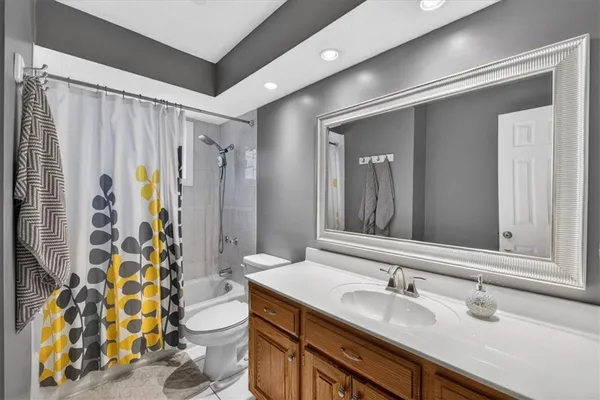 $364,900 | 11401 West 72nd Terrace, Shawnee, KS 66203