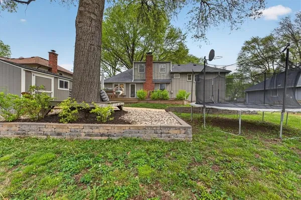 $364,900 | 11401 West 72nd Terrace, Shawnee, KS 66203
