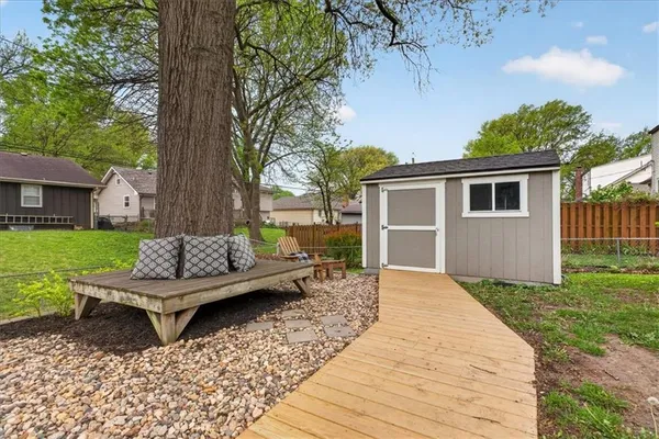 $364,900 | 11401 West 72nd Terrace, Shawnee, KS 66203