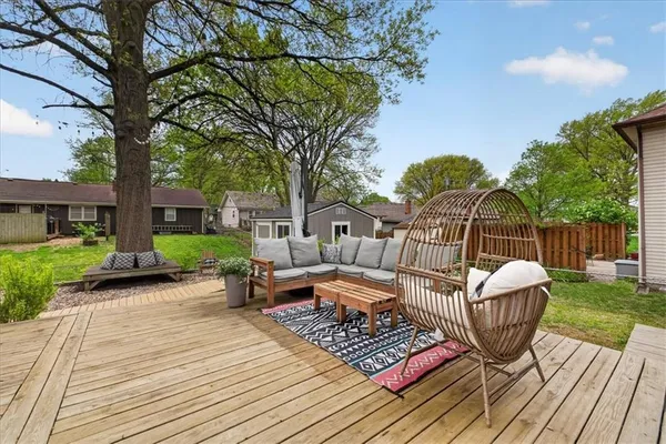 $364,900 | 11401 West 72nd Terrace, Shawnee, KS 66203