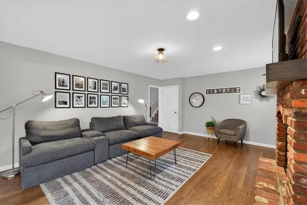 $364,900 | 11401 West 72nd Terrace, Shawnee, KS 66203