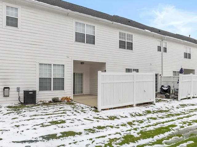 $294,900 | 16317 Meadowlands Court, Westfield, IN 46074