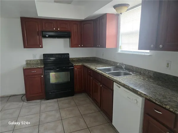 $1,200 | 5238 Westlake Drive, New Orleans, LA 70126