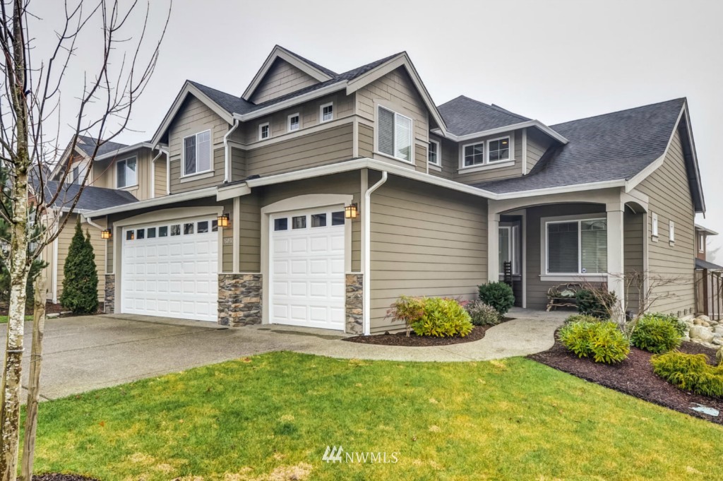 16031 Southeast 137th Terrace Renton, WA 98059 - Photo 1 of 14 Gallery Image 1