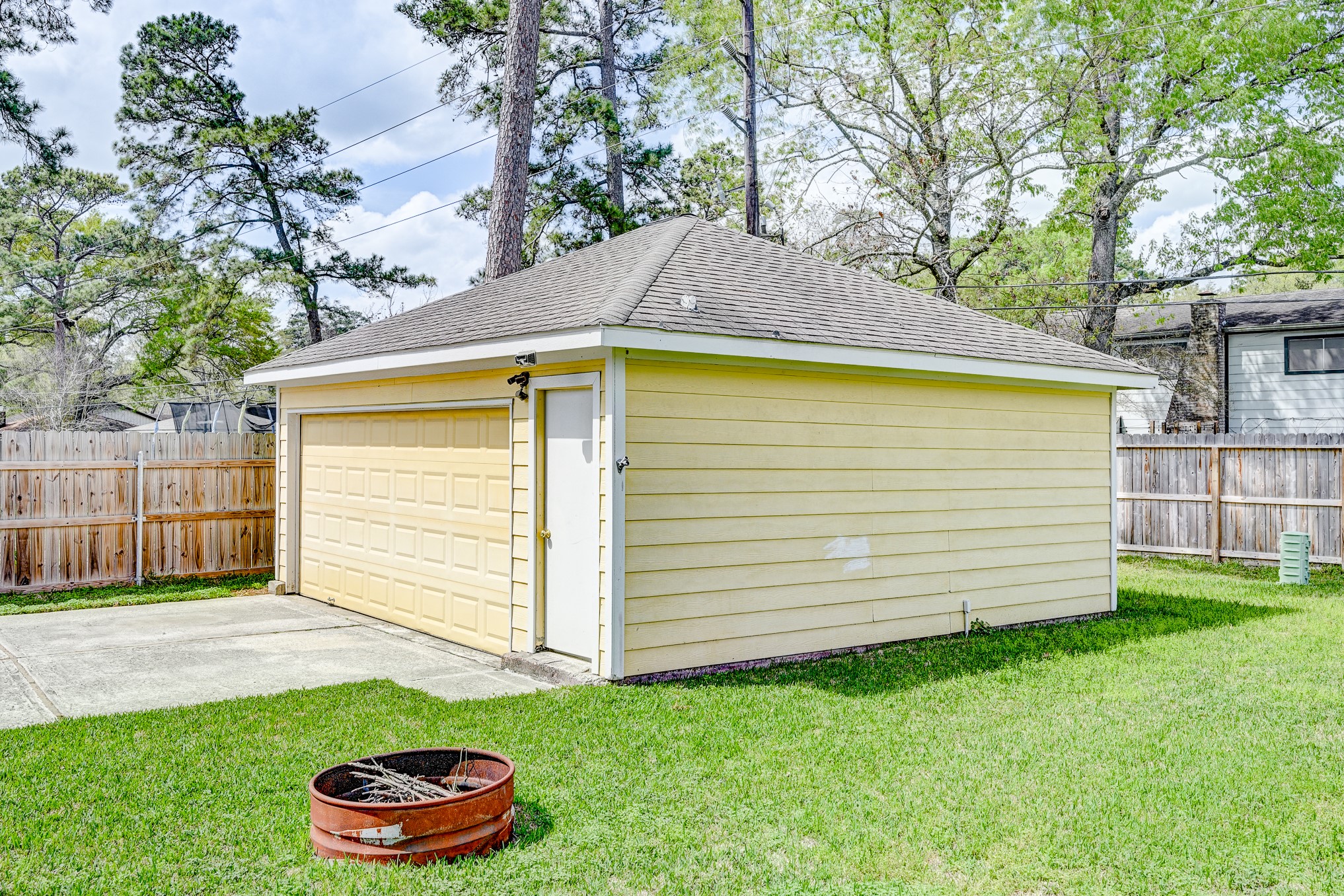 2507 Whispering Springs Drive Spring, TX 77373 - Photo 39 of 44