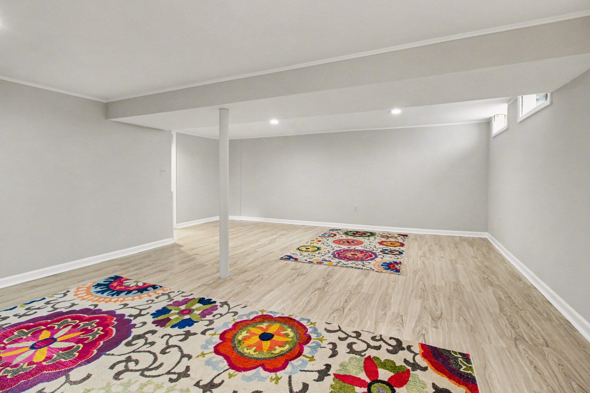 2702 Cranbrook Road Ann Arbor, MI 48104 - Photo 18 of 30 017_file_1235