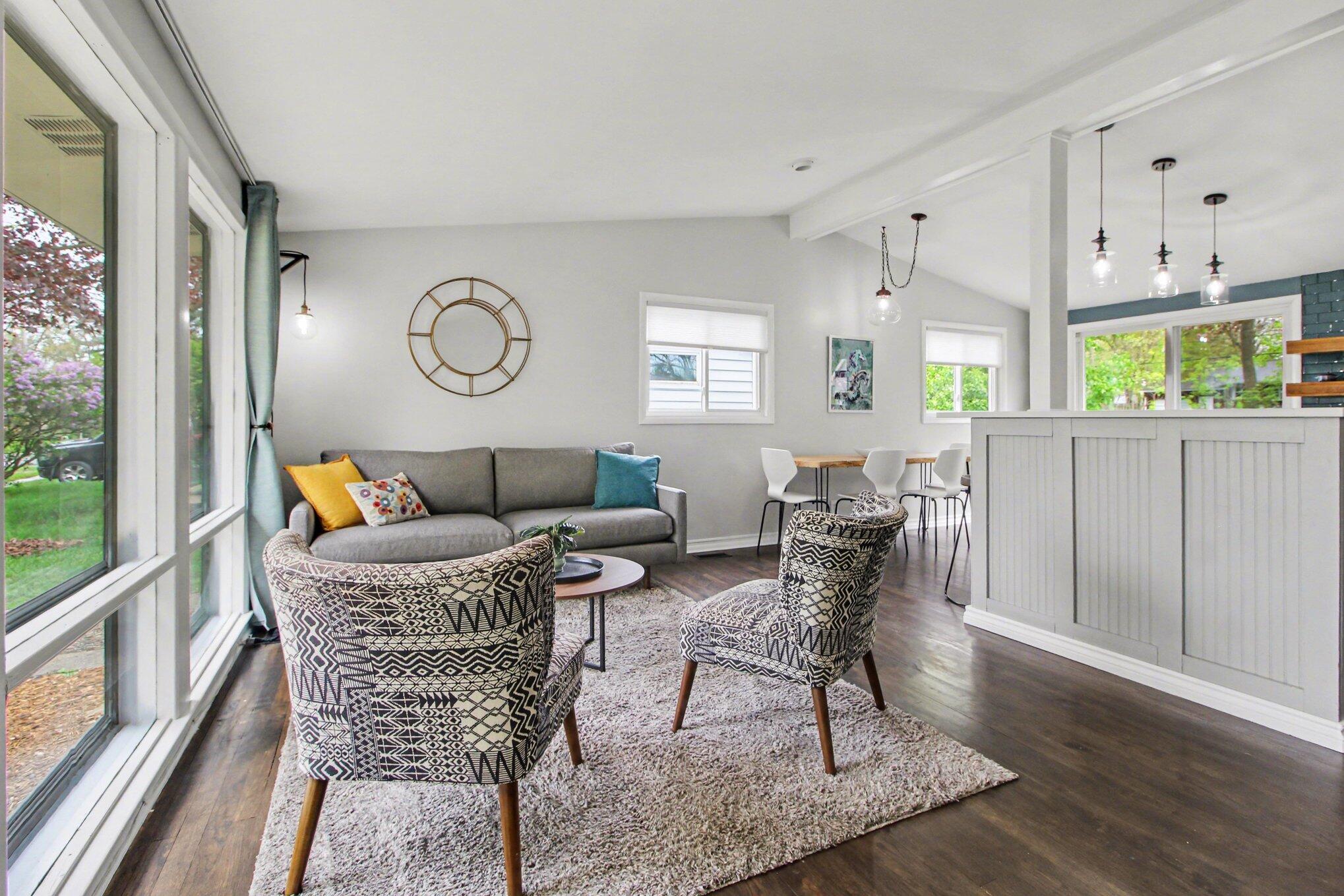 2702 Cranbrook Road Ann Arbor, MI 48104 - Photo 6 of 30 006_file_9194