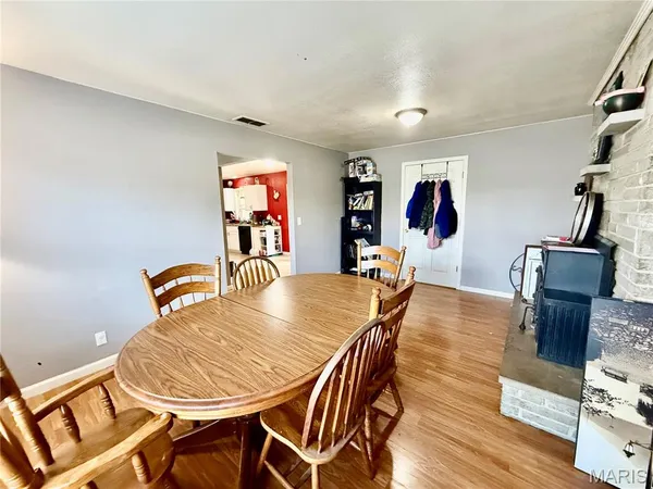 $219,000 | 505 West Walsh Avenue, Montgomery City, MO 63361