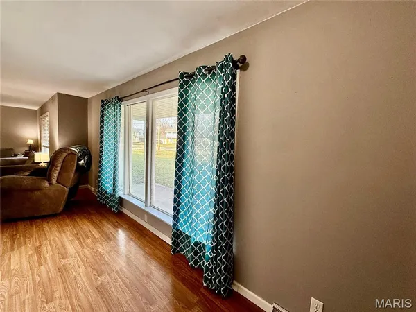 $219,000 | 505 West Walsh Avenue, Montgomery City, MO 63361