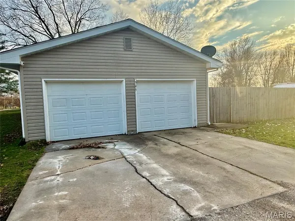 $219,000 | 505 West Walsh Avenue, Montgomery City, MO 63361
