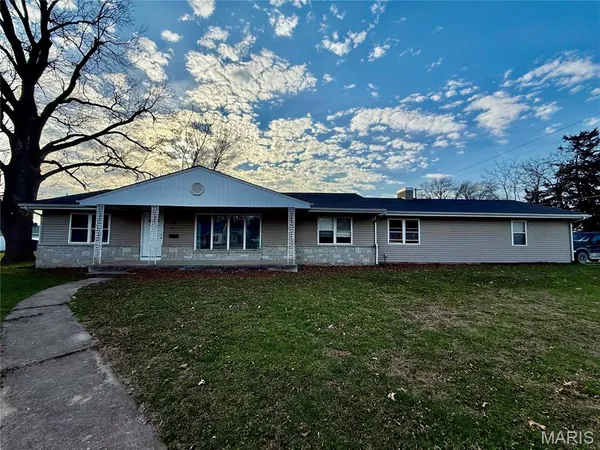 $219,000 | 505 West Walsh Avenue, Montgomery City, MO 63361