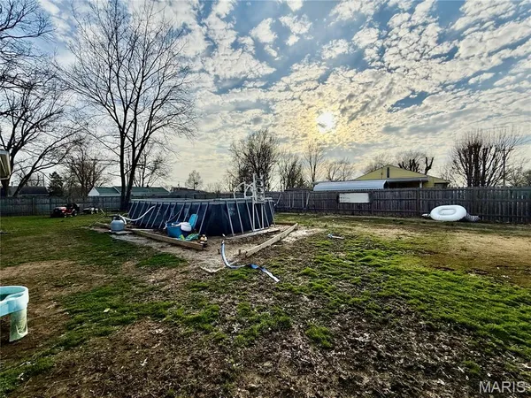 $219,000 | 505 West Walsh Avenue, Montgomery City, MO 63361