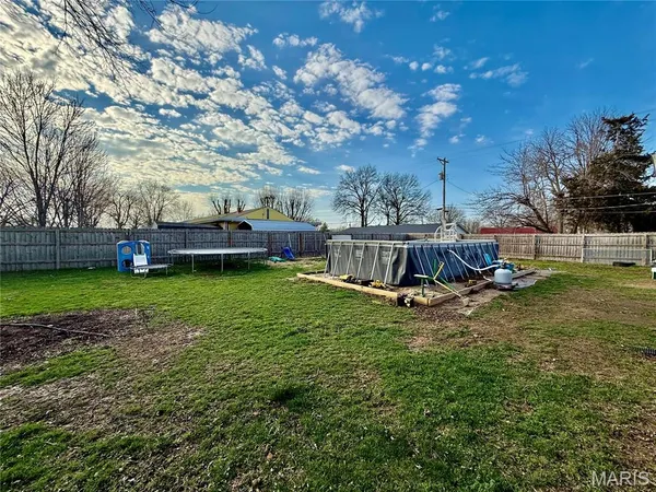 $219,000 | 505 West Walsh Avenue, Montgomery City, MO 63361