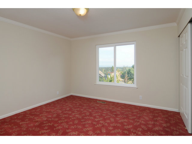 471 Border Hill Road Los Altos, CA 94024 - Photo 17 of 25 Gallery Image 17