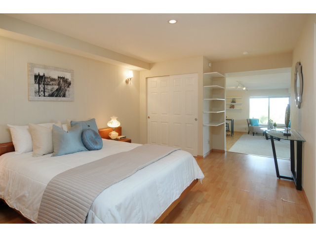 471 Border Hill Road Los Altos, CA 94024 - Photo 20 of 25 Gallery Image 20