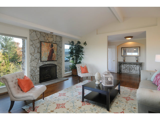 471 Border Hill Road Los Altos, CA 94024 - Photo 4 of 25 Gallery Image 4