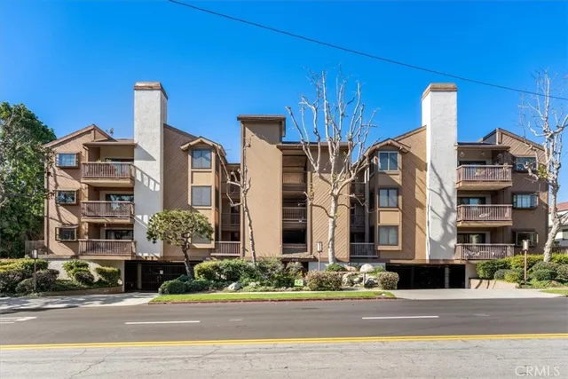 $779,000 | 935 Main Street, Unit 202, El Segundo, CA 90245