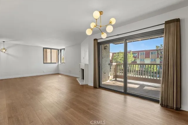 $779,000 | 935 Main Street, Unit 202, El Segundo, CA 90245