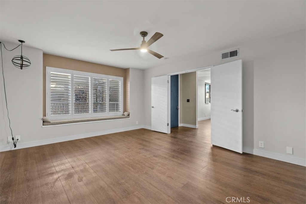 935 Main Street, Unit 202 El Segundo, CA 90245 - Photo 17 of 30 Primary suite