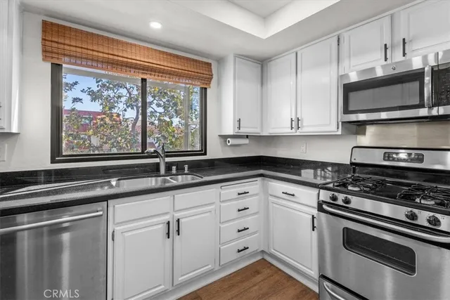 $779,000 | 935 Main Street, Unit 202, El Segundo, CA 90245