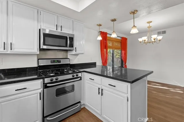 $779,000 | 935 Main Street, Unit 202, El Segundo, CA 90245