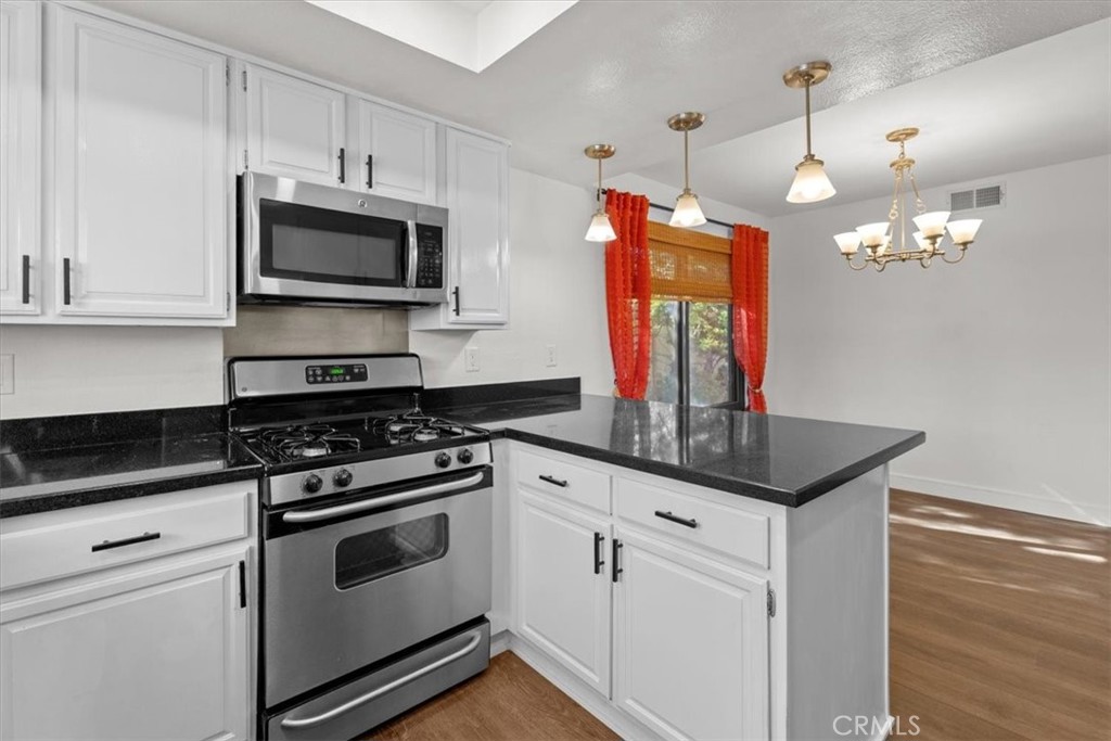 935 Main Street, Unit 202 El Segundo, CA 90245 - Photo 5 of 30