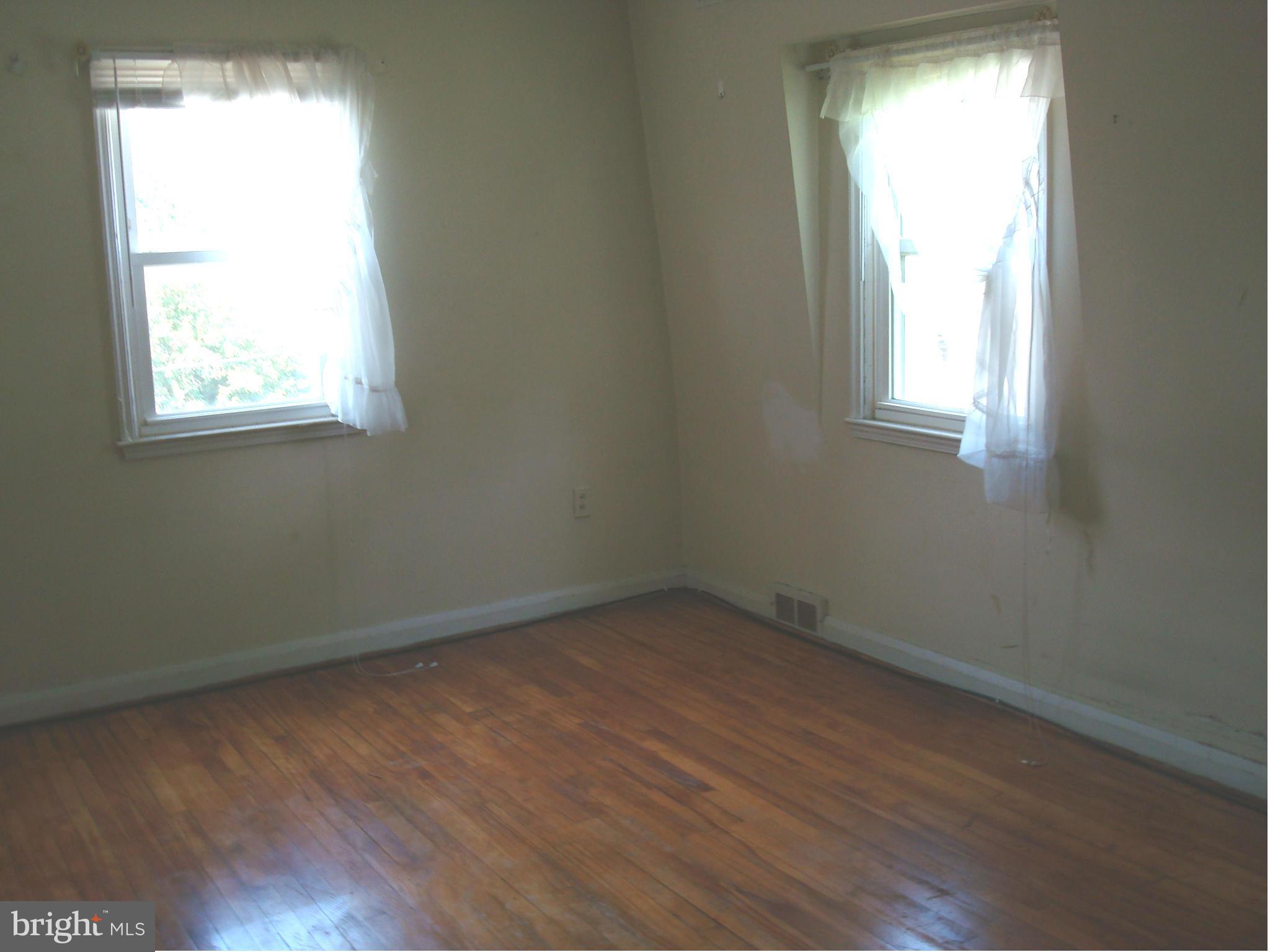 2911 Lawina Road Baltimore, MD 21216 - Photo 9 of 13 Bedroom