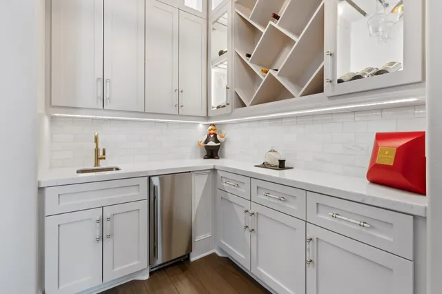 $2,499,000 | 23314 Vista De Tres Lagos Drive, Spring, TX 77389